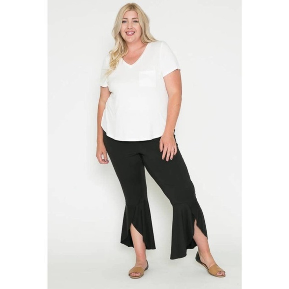 NWOT Plus Size Black Tulip Pants Bottoms Leggings